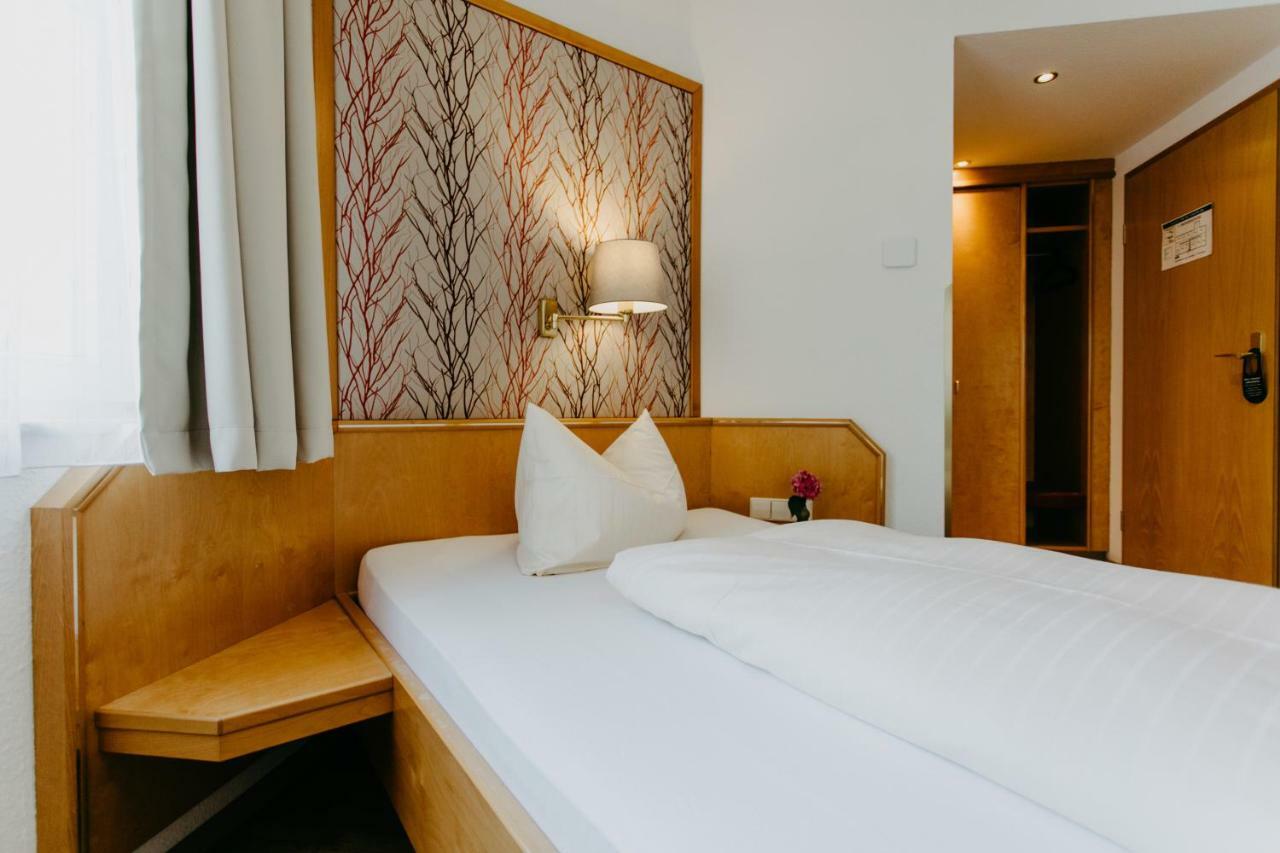 Hotel Linde Durbach Bagian luar foto