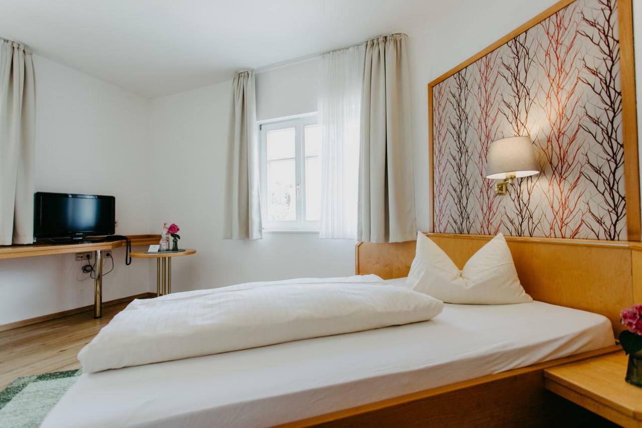 Hotel Linde Durbach Bagian luar foto